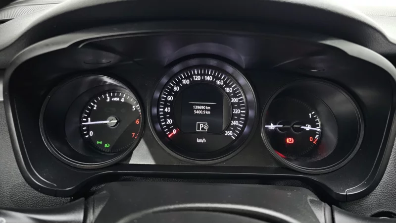 Renault SM6