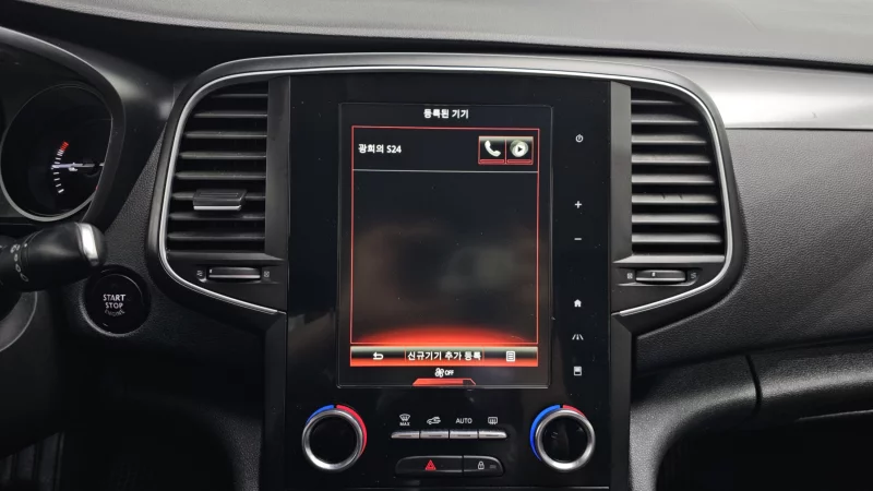 Renault SM6