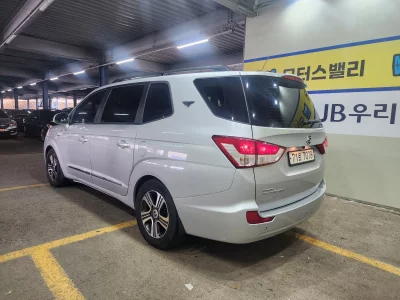 SsangYong Korando Turismo