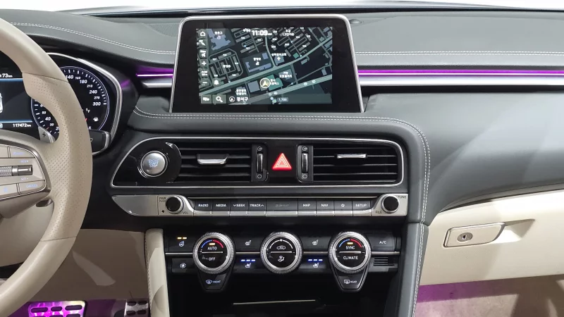 Genesis G70