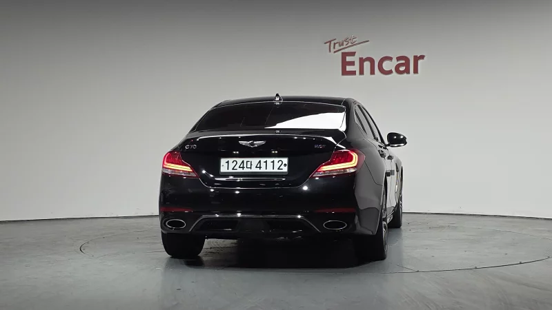 Genesis G70