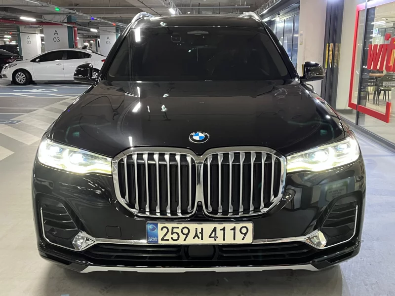 BMW X7