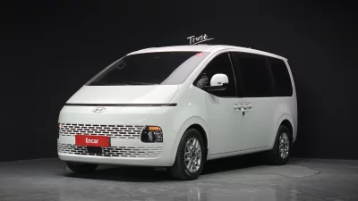 Hyundai Staria