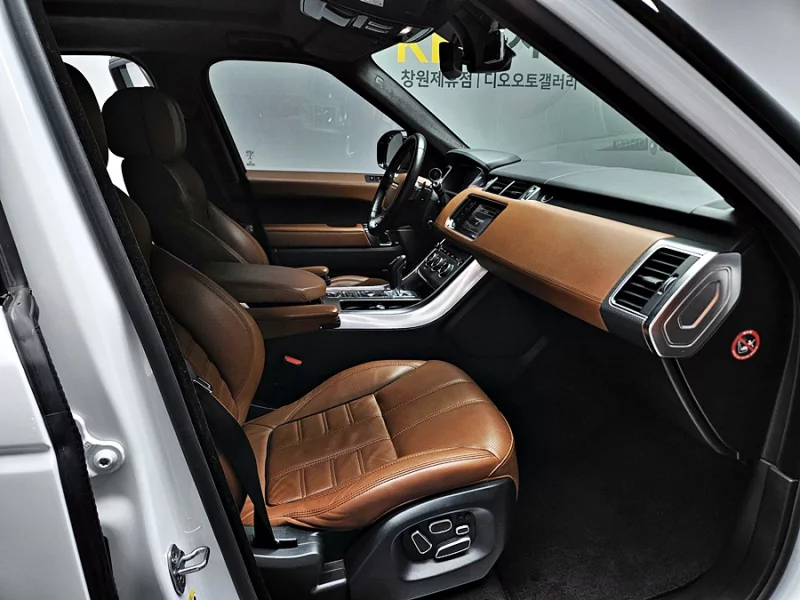 Land Rover RANGE ROVER SPORT