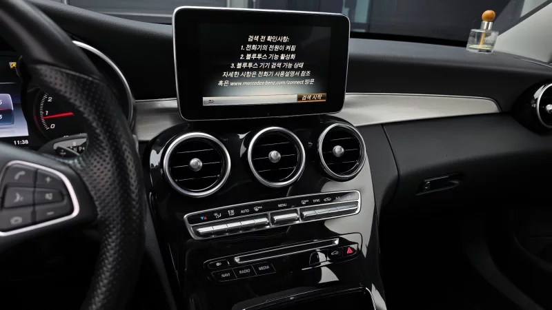 Mercedes-Benz C-Class