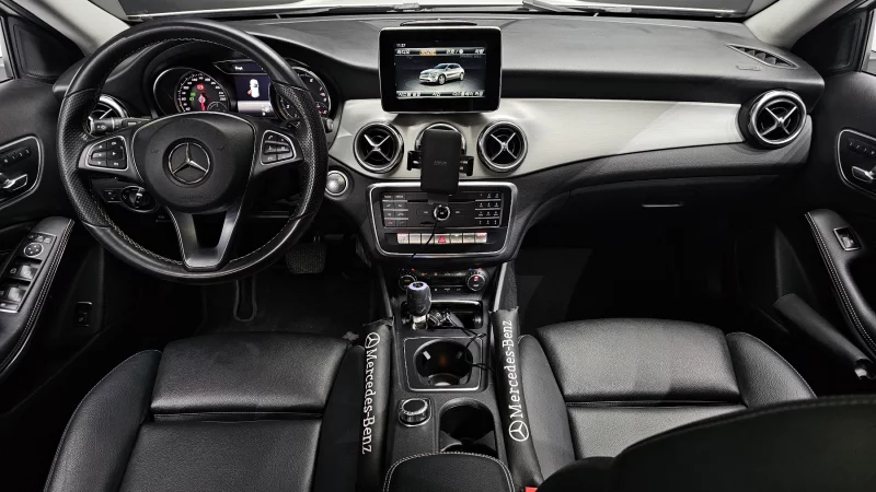 Mercedes-Benz GLA-Class