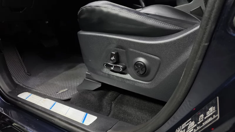 SsangYong Rexton Sports Khan