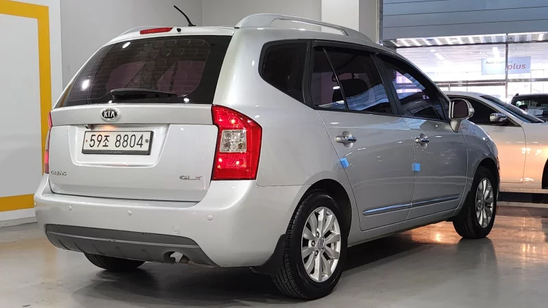 Kia Carens