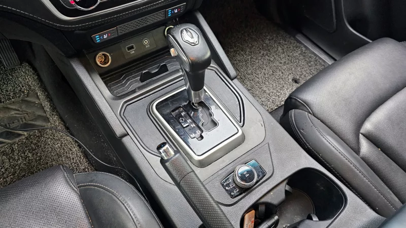 SsangYong Rexton Sports