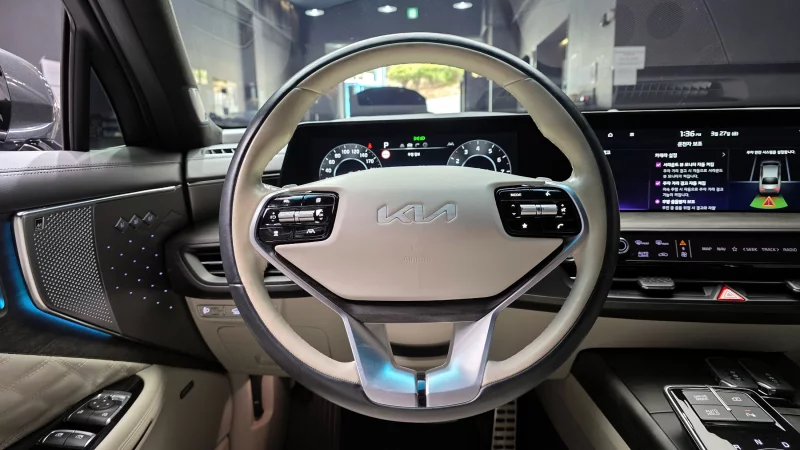 Kia K8