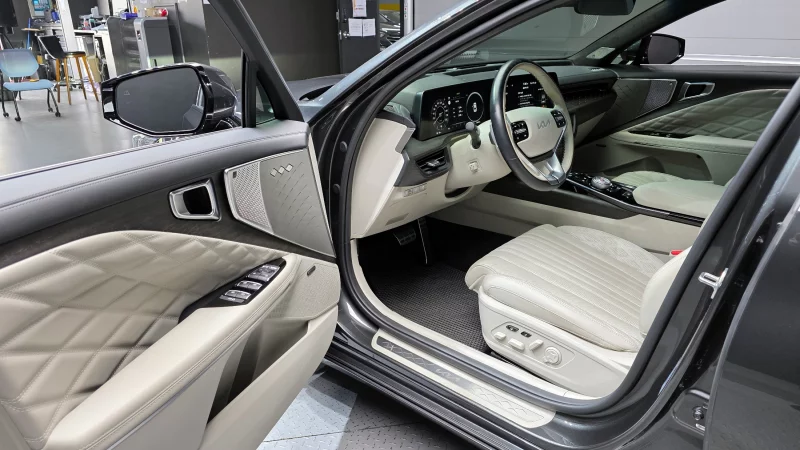 Kia K8