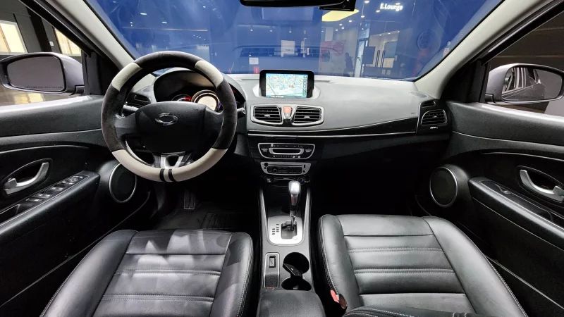 Renault SM3
