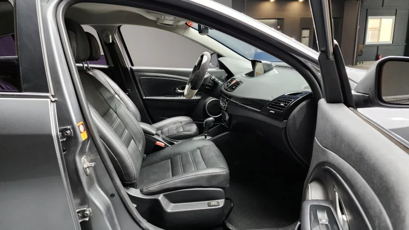 Renault SM3