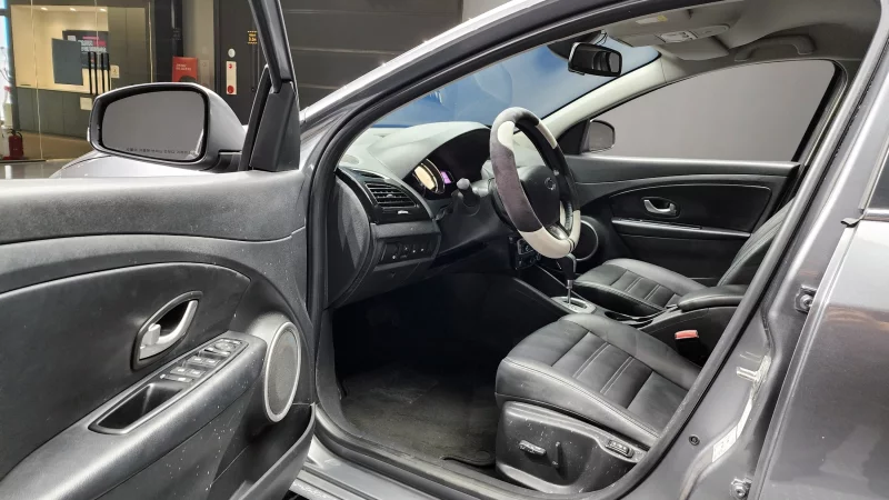 Renault SM3