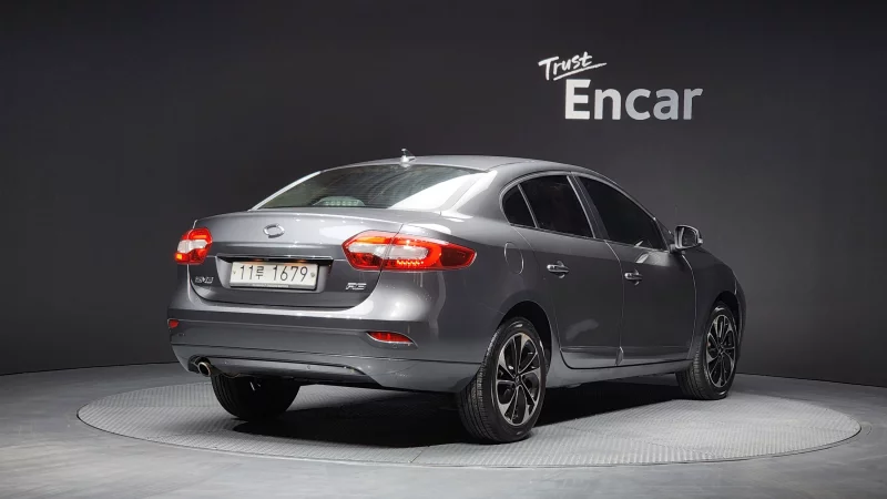 Renault SM3