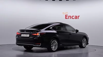 Lexus ES300h