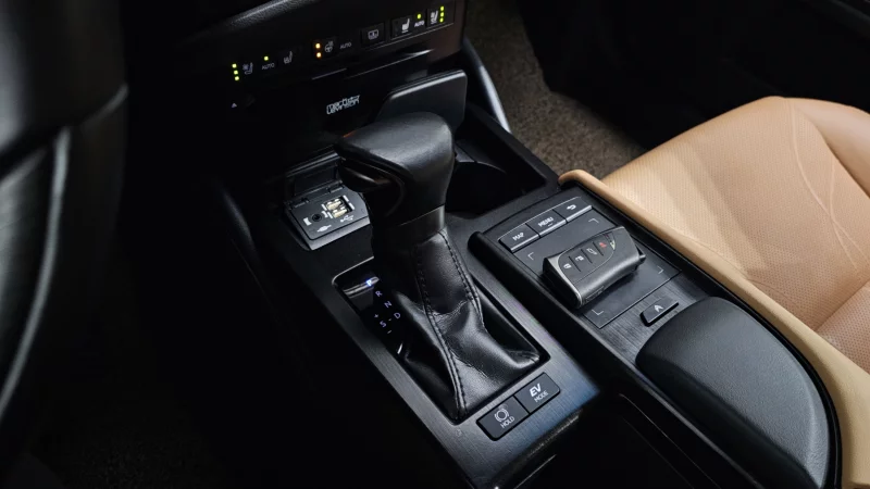 Lexus ES300h
