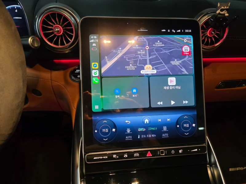 Mercedes-Benz SL-Class