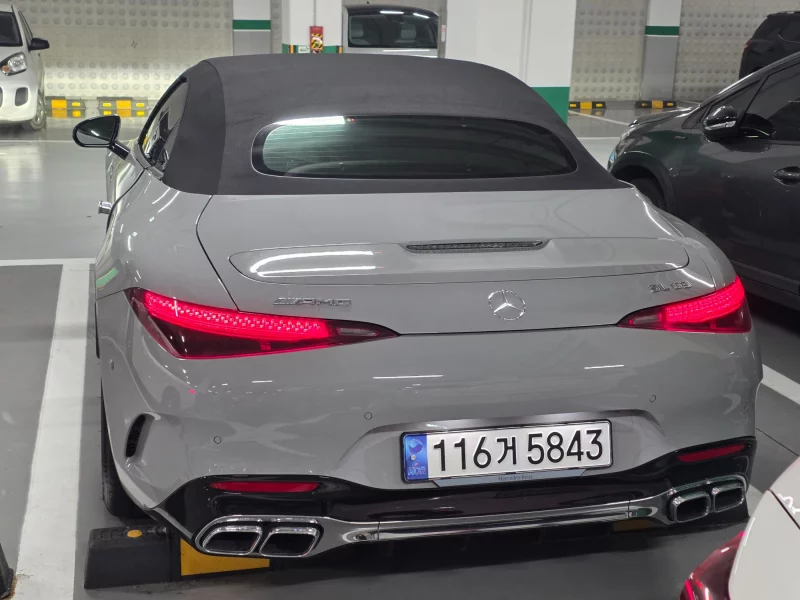 Mercedes-Benz SL-Class