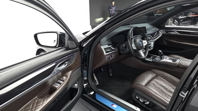 BMW 7-Series