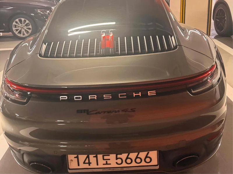 Porsche 911