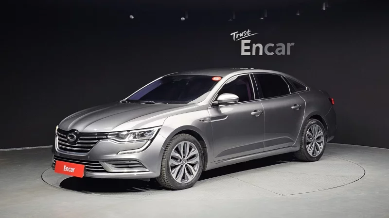 Renault SM6