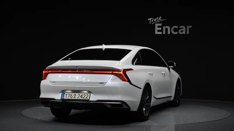 Kia K8