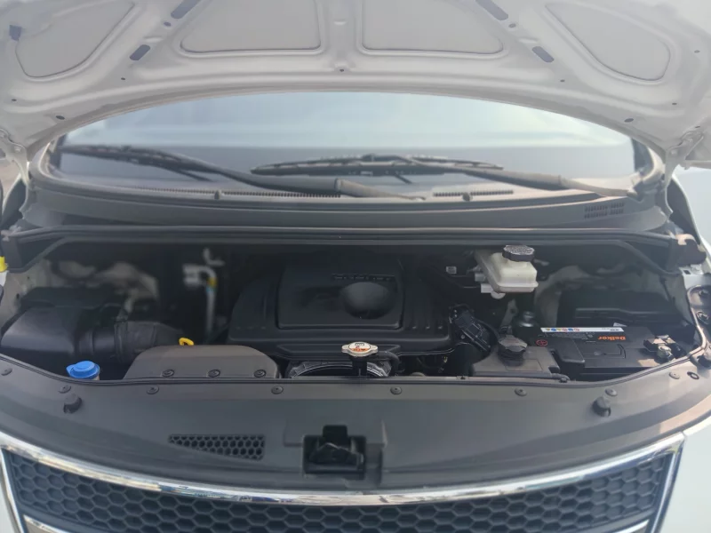 Hyundai Grand Starex