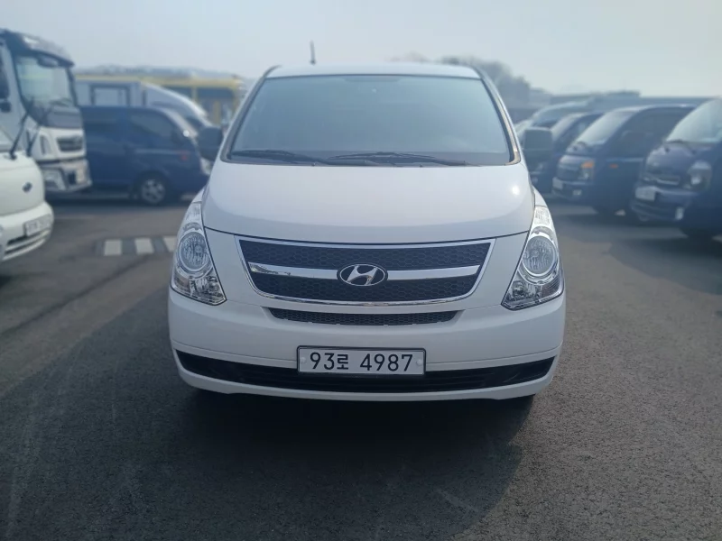 Hyundai Grand Starex