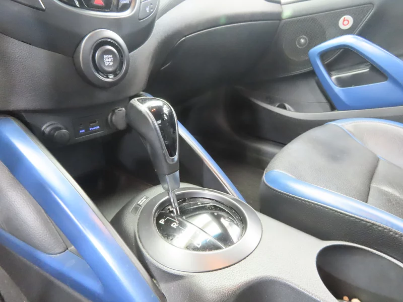 Hyundai Veloster
