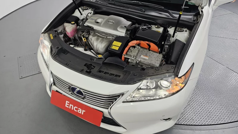 Lexus ES300h