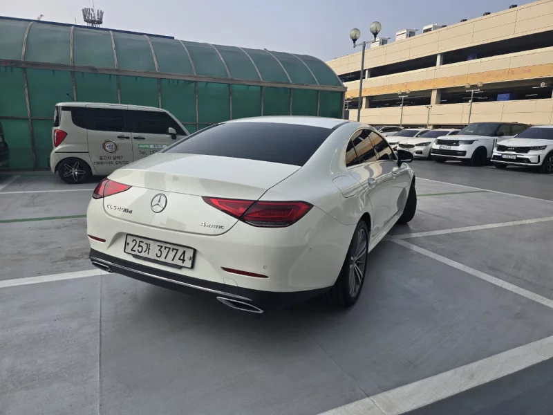 Mercedes-Benz CLS-Class