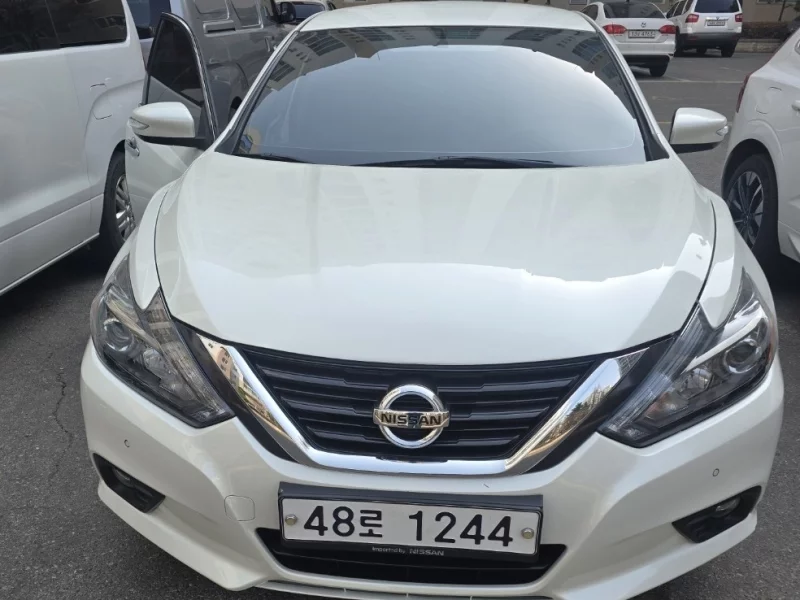 Nissan Altima