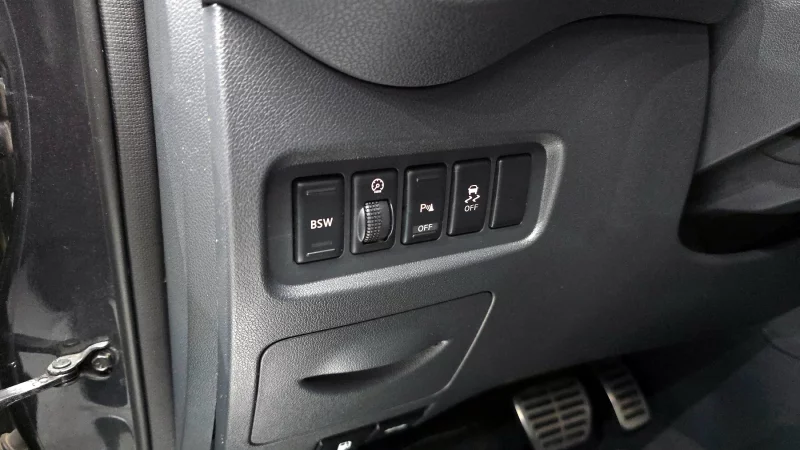 Renault QM5