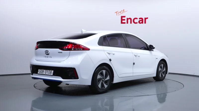 Hyundai Ioniq