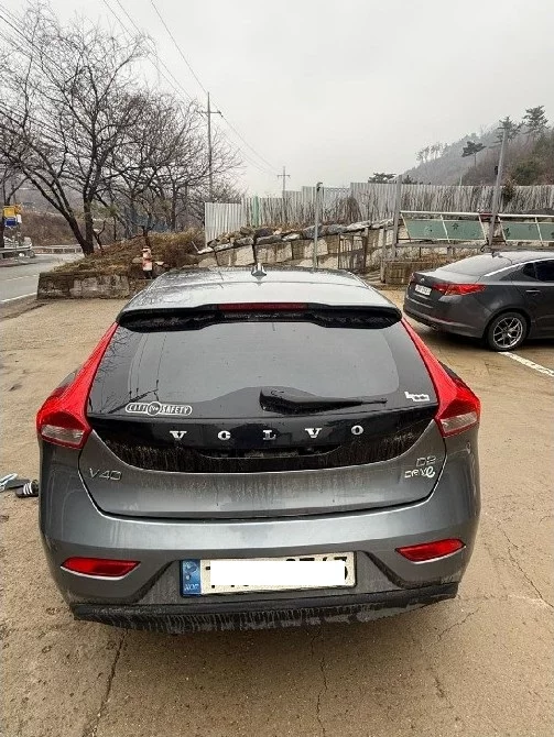 Volvo V40