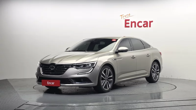 Renault SM6