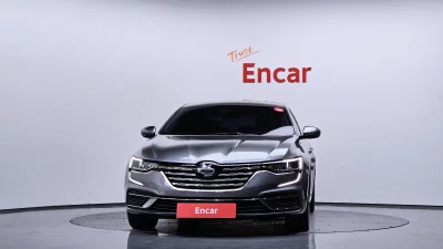 Renault SM6
