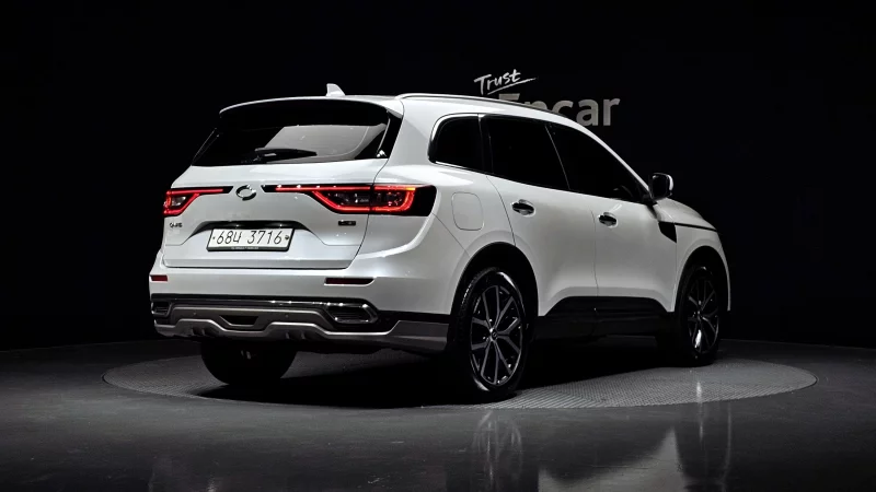 Renault QM6