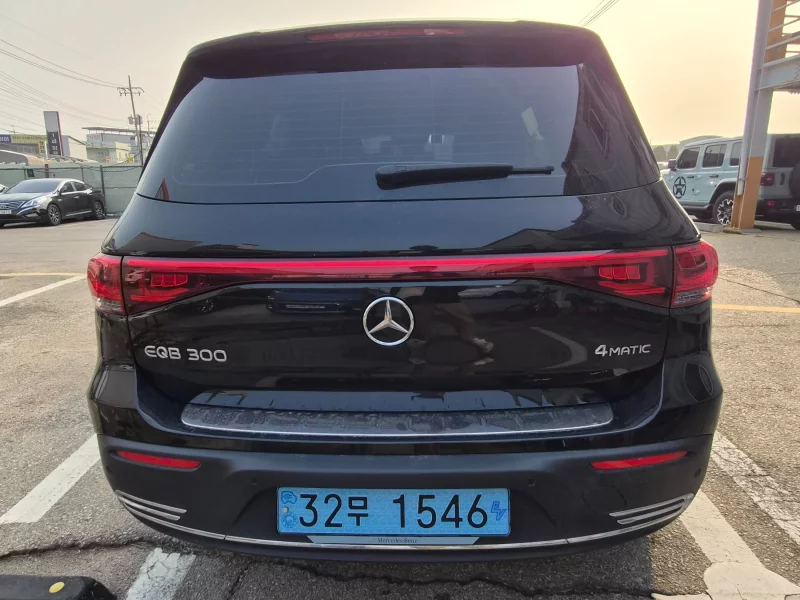Mercedes-Benz EQB