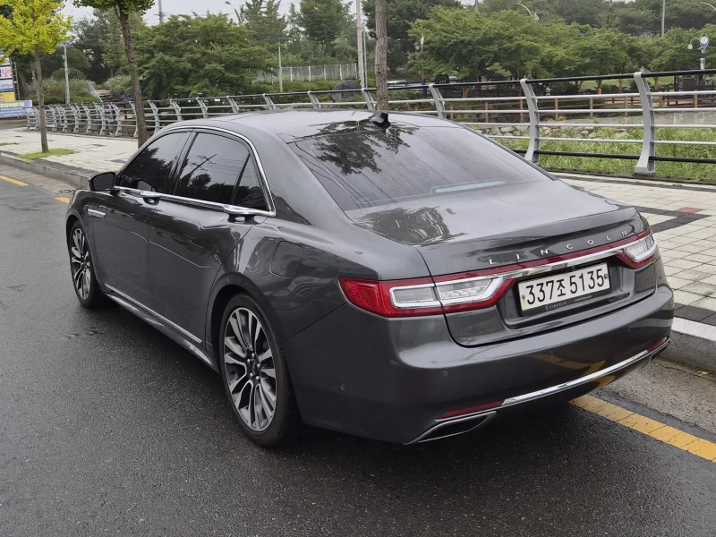 Lincoln CONTINENTAL