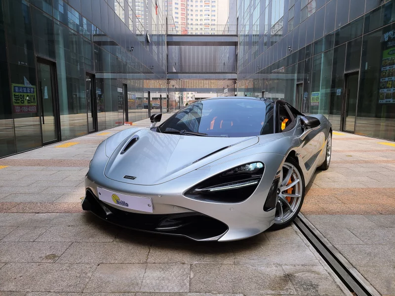 Mclaren 720S