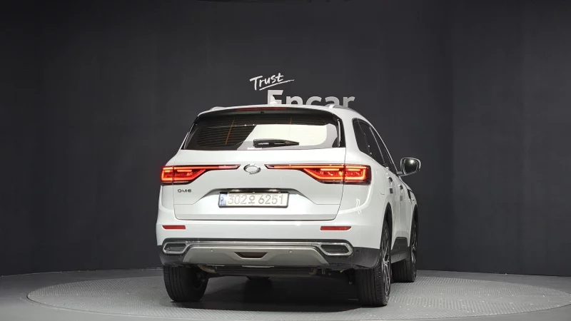 Renault QM6