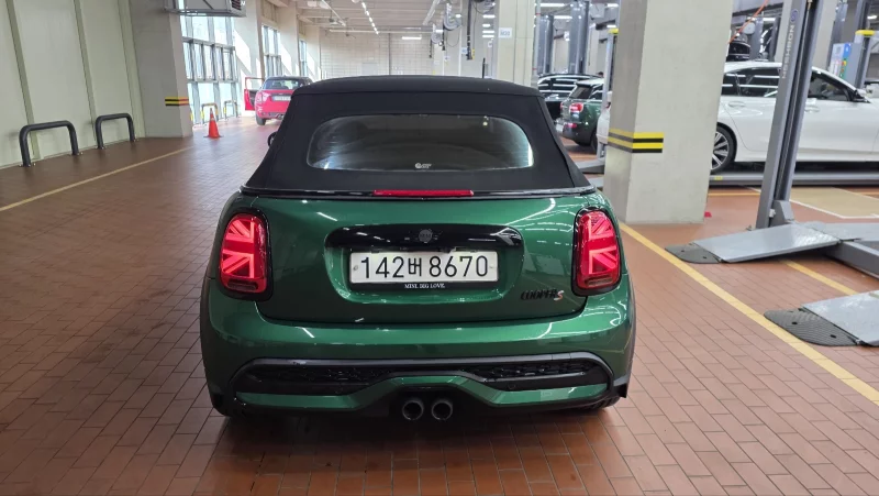 MINI Cooper Convertible