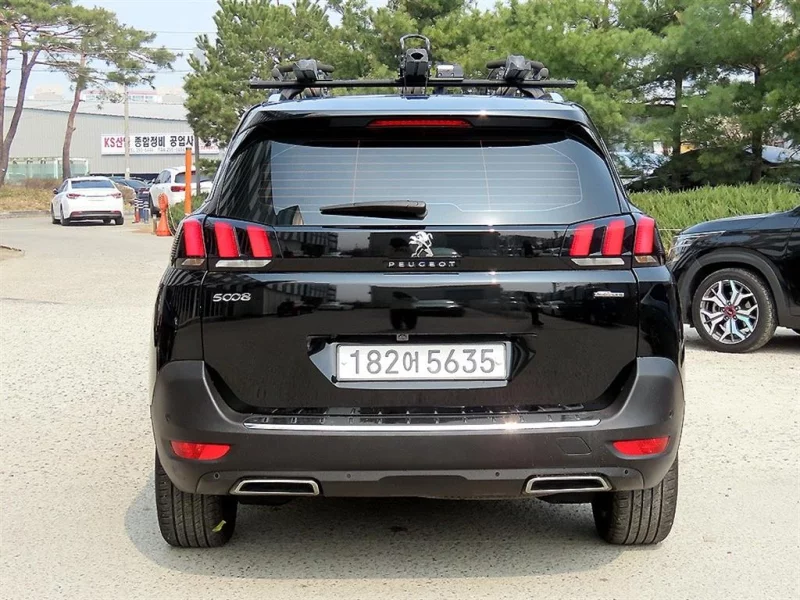 Peugeot 5008