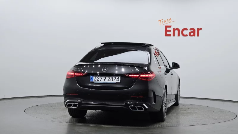 Mercedes-Benz C-Class