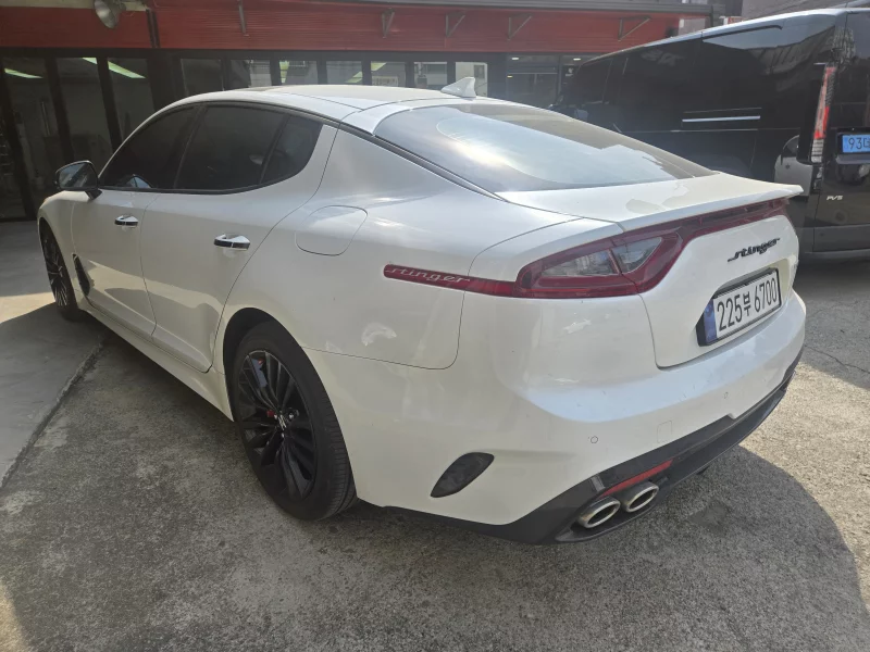 Kia Stinger