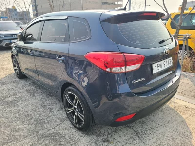 Kia Carens