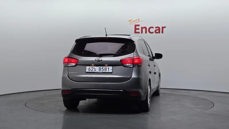 Kia Carens