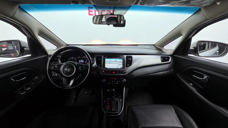 Kia Carens